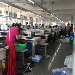 服裝廠招聘 誠招拷邊工與平車工，服裝服飾零售崗位待您加入